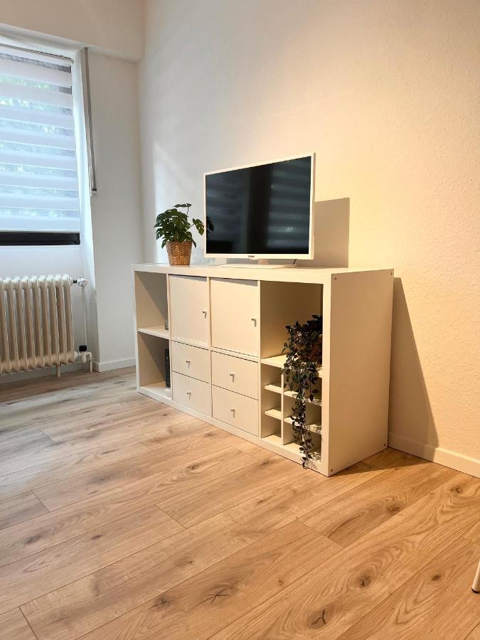 Gemuetliches Zentrales Apartment 2 Min Bis Du Hbf Duisburg Exterior foto